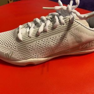 V-Force Coach Cheer Shoes